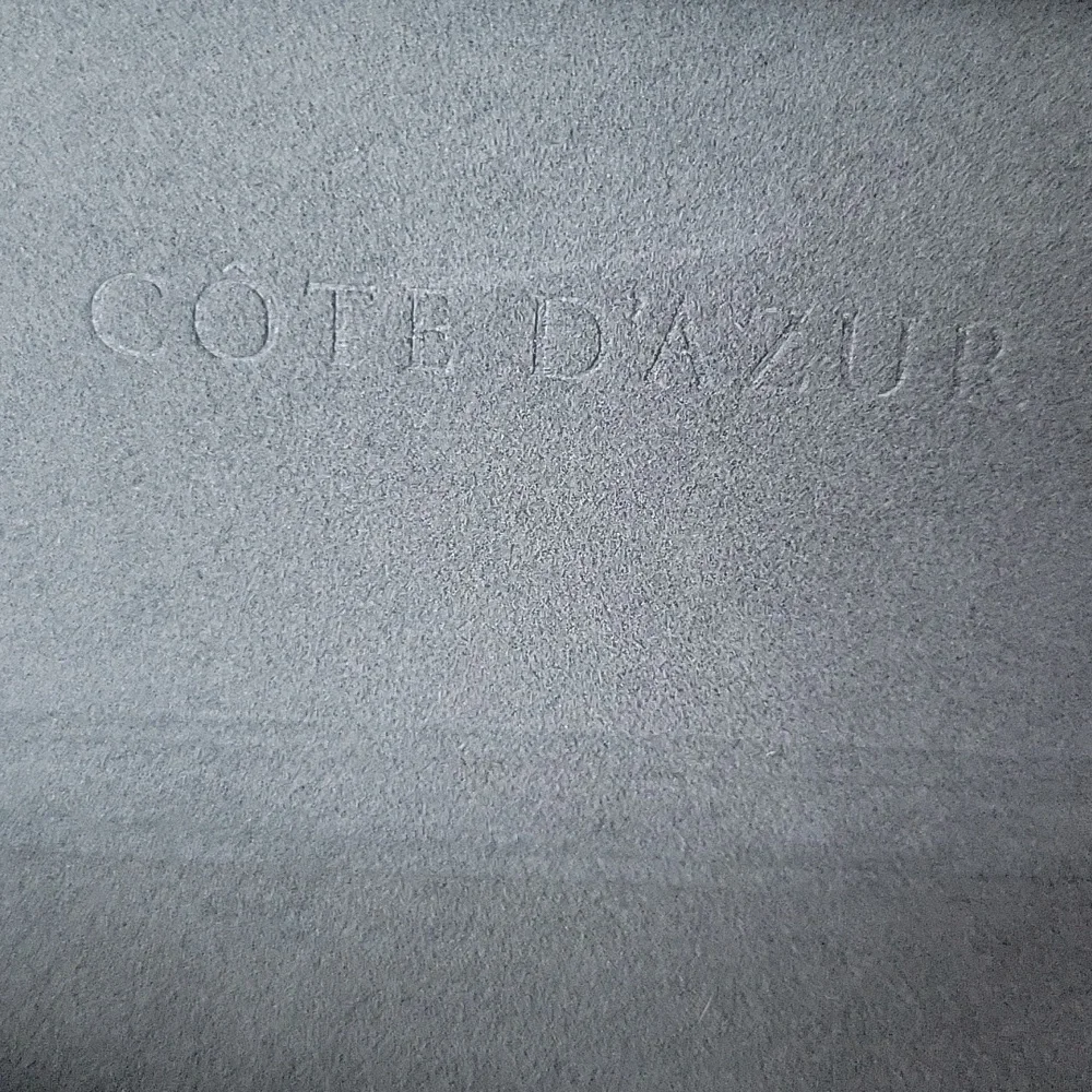 Cote D'Azur Hard shell eyeglasses/sunglass triangular case